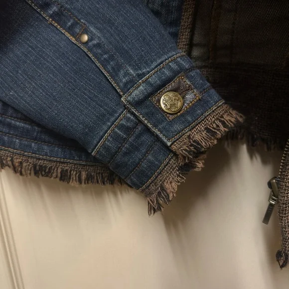 CAbi Blue Jean Jacket with Fringe Detail - Picture 11 of 13